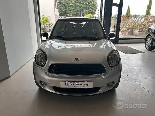 Usata Mini Cooper D Countryman Business 111 CV (81 kW) 2016 Grigio SUV