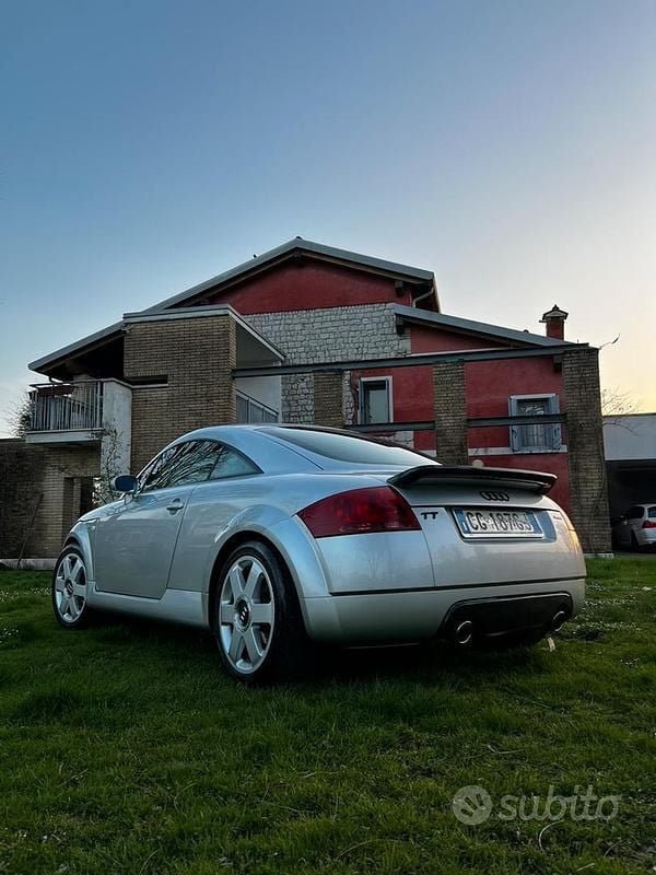 Usata Audi TT 225 CV (165 kW) 2003 Grigio Coupé