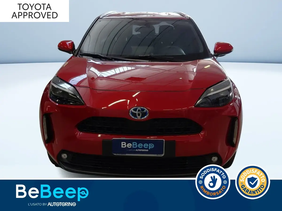 Usata Toyota Yaris Trend 92 CV (67 kW) 2022 Rosso metallizzato Utilitaria