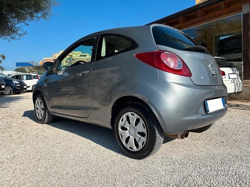 Usata Ford Ka 75 CV (55 kW) 2011 Grigio Utilitaria