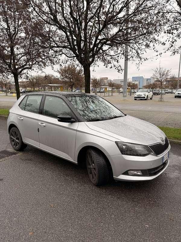 Usata Skoda Fabia Ambition 60 CV (44 kW) 2017 Grigio Berlina