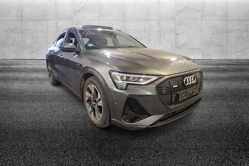 Usata Audi e-tron S-Line 158 kW (215 CV) 2022 Grigio SUV