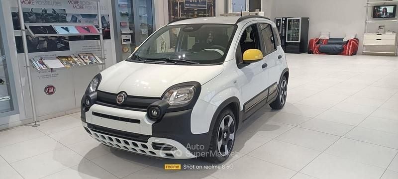 Usata Fiat Panda S 71 CV (52 kW) 2025 Bianco SUV