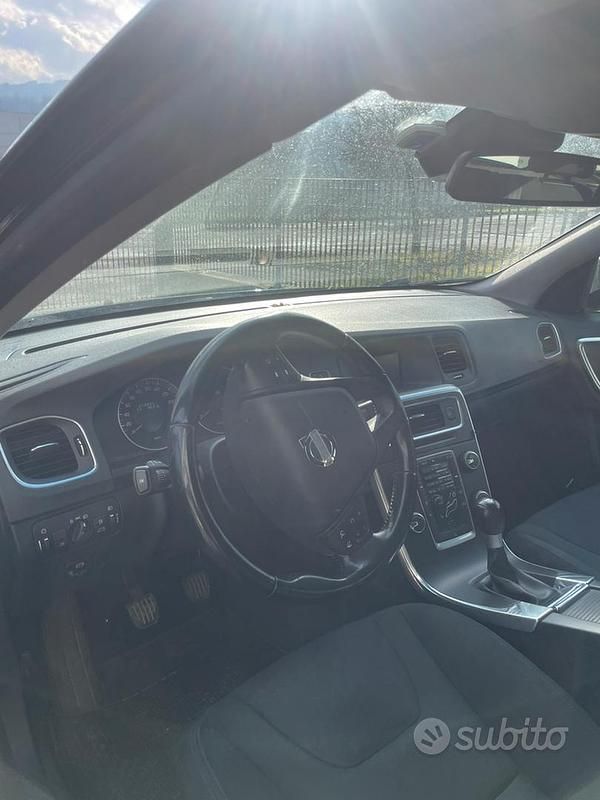 Usata Volvo V60 2012 Nero Station wagon