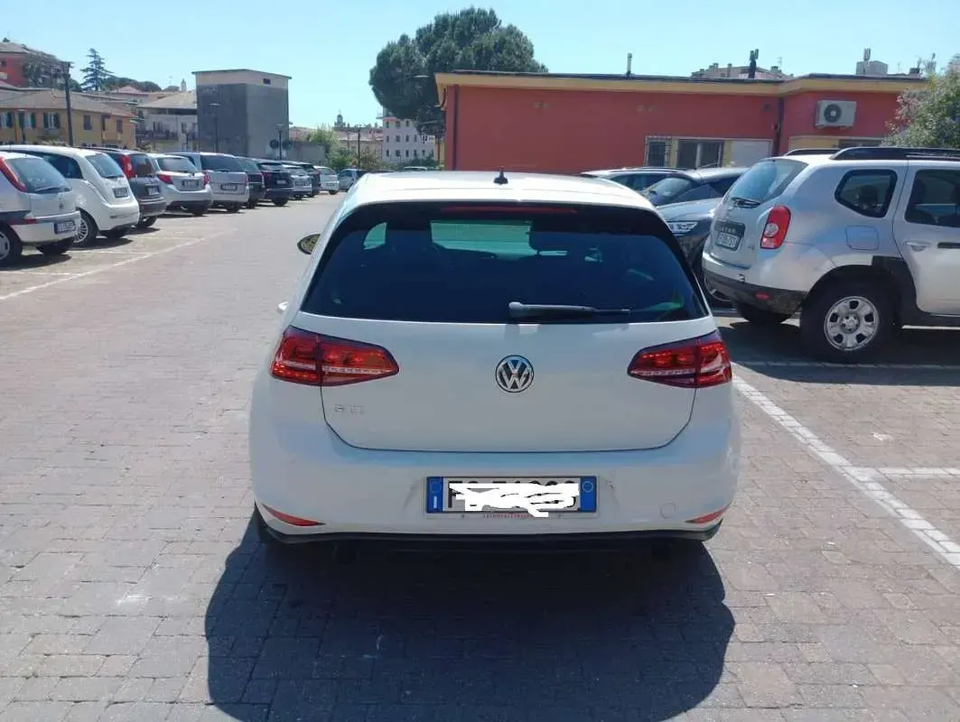 Usata VW Golf VII GTI 220 CV (161 kW) 2015 Bianco Berlina