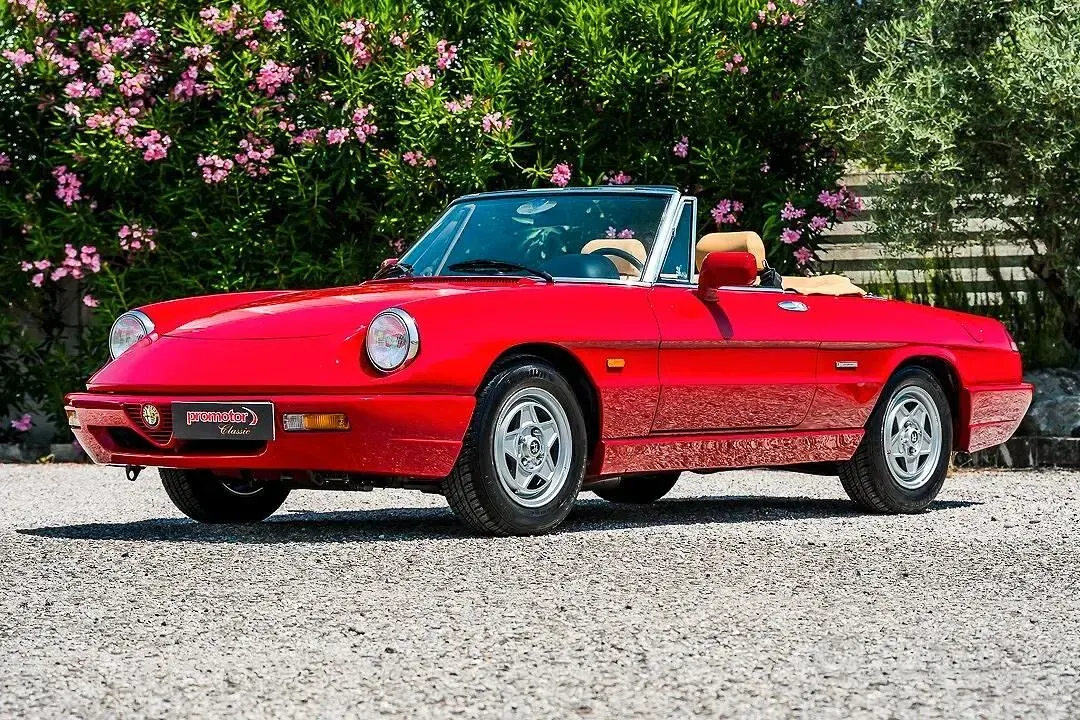 Usata Alfa Romeo Spider 106 CV (77 kW) 1990 Cabrio