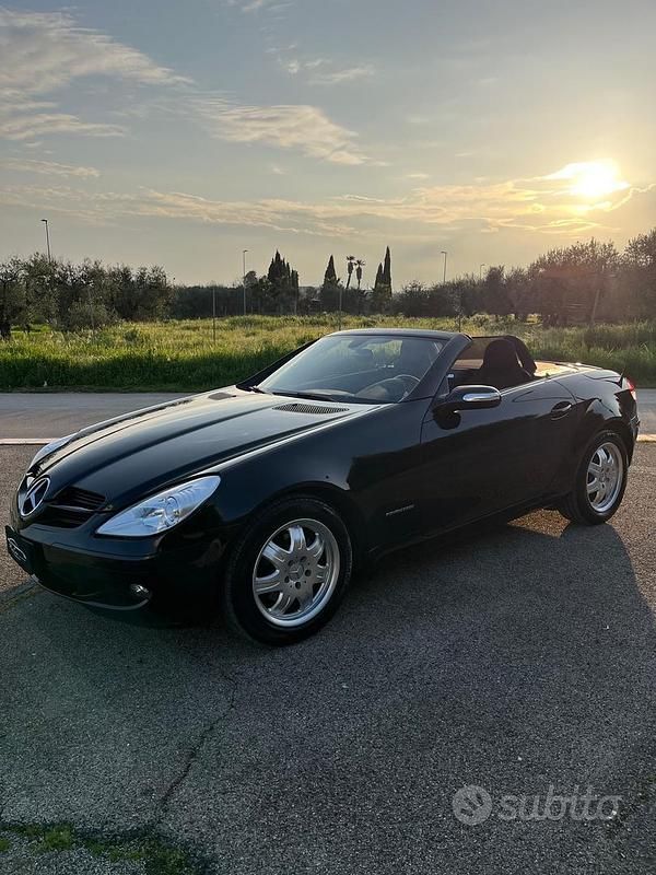 Usata Mercedes SLK200 163 CV (119 kW) 2005 Nero Cabrio