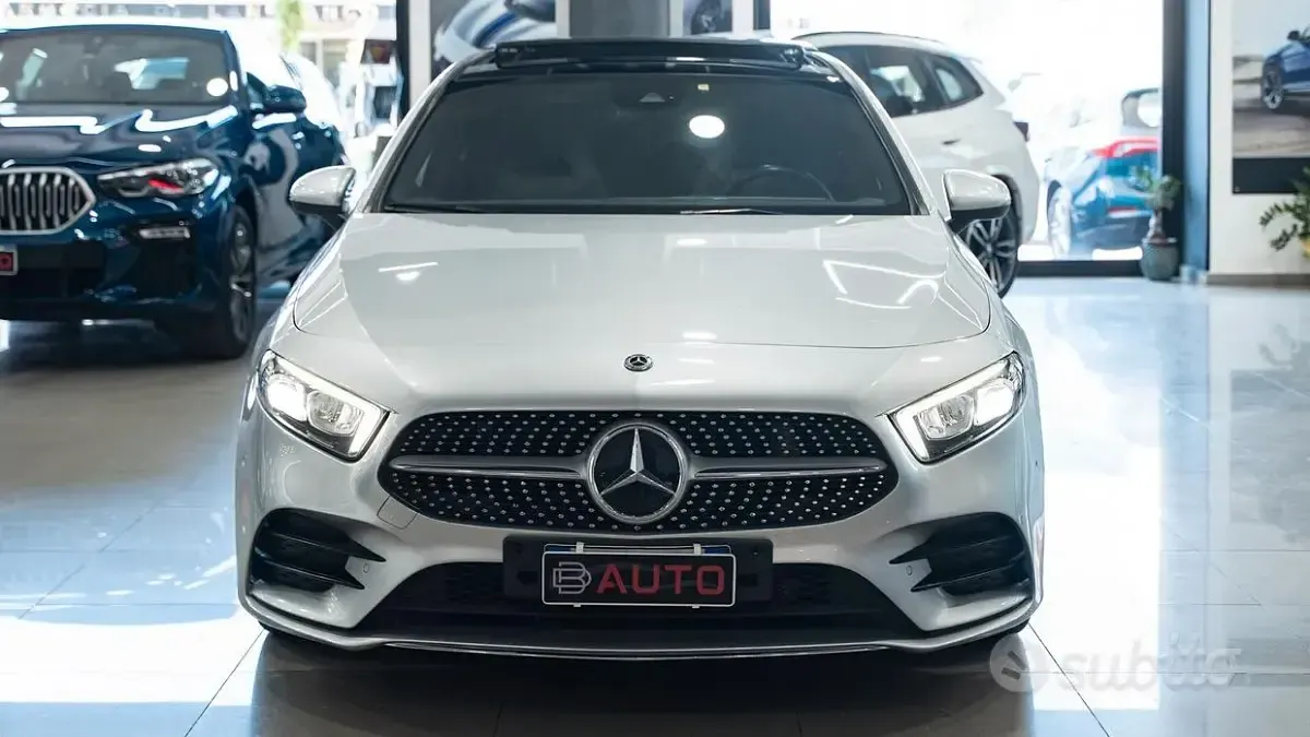 Usata Mercedes A180 Premium Plus 116 CV (85 kW) 2019 Grigio Utilitaria