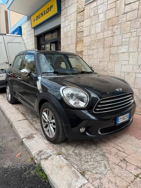 Nero Usata 2010 Mini Countryman SUV | 9000 € - Immagine 1/4
