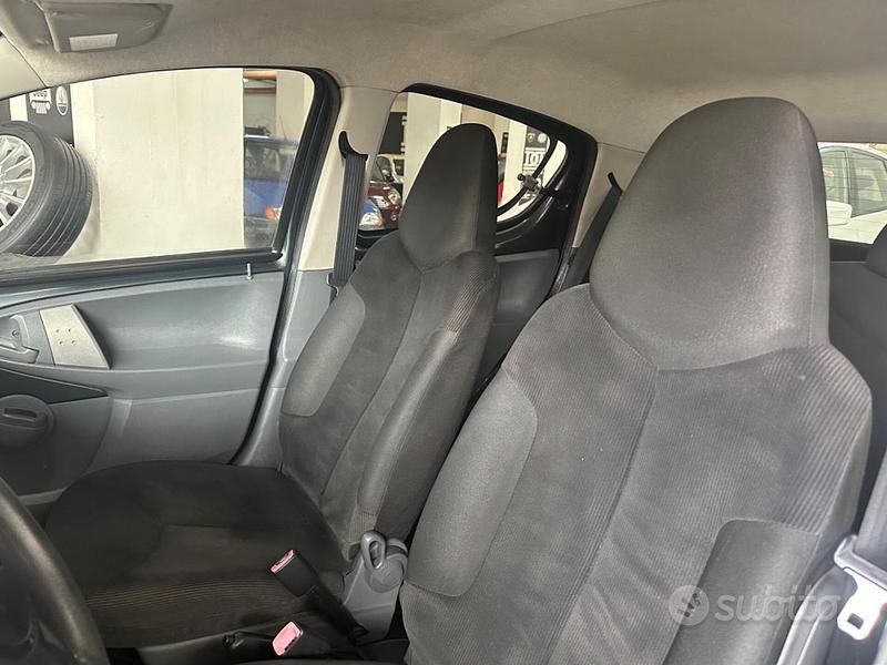 Usata Citroën C1 67 CV (49 kW) 2010 Grigio Utilitaria