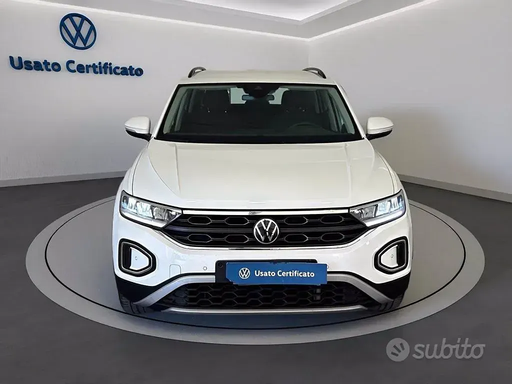 Usata VW T-Roc Life 150 CV (110 kW) 2023 Bianco SUV
