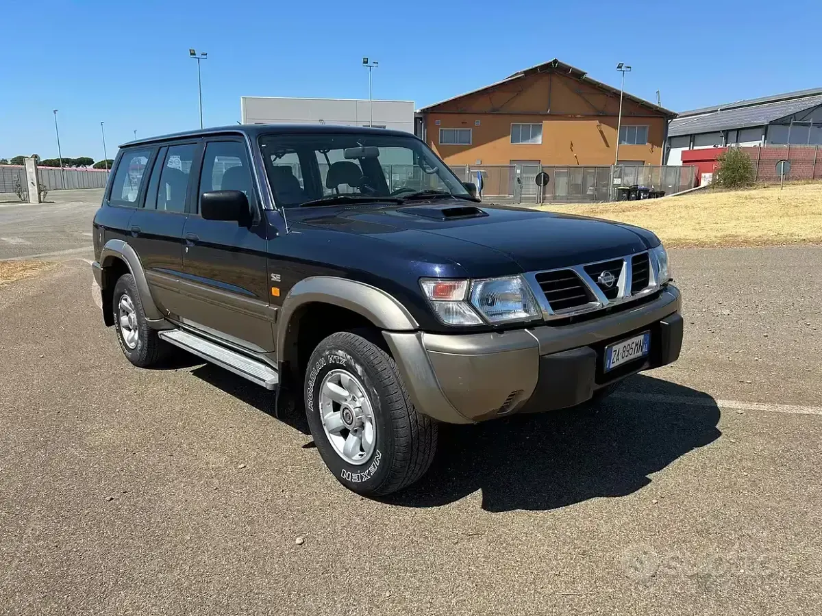 Usata Nissan Patrol 129 CV (94 kW) 1998 Bluazzurro SUV