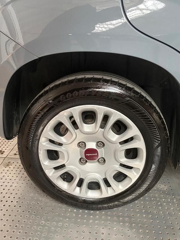 Usata Fiat Panda Easy 69 CV (50 kW) 2020 Grigio Utilitaria