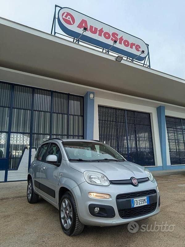 Usata Fiat Panda Lounge 86 CV (63 kW) 2016 Grigio Utilitaria