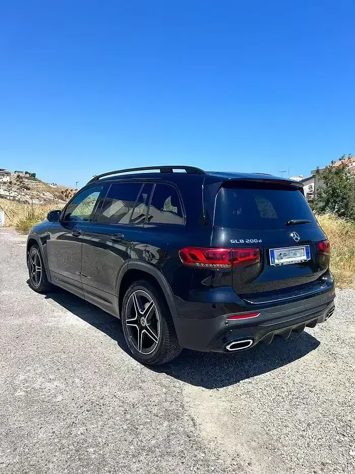 Usata Mercedes GLB200 AMG 150 CV (110 kW) 2020 Nero SUV
