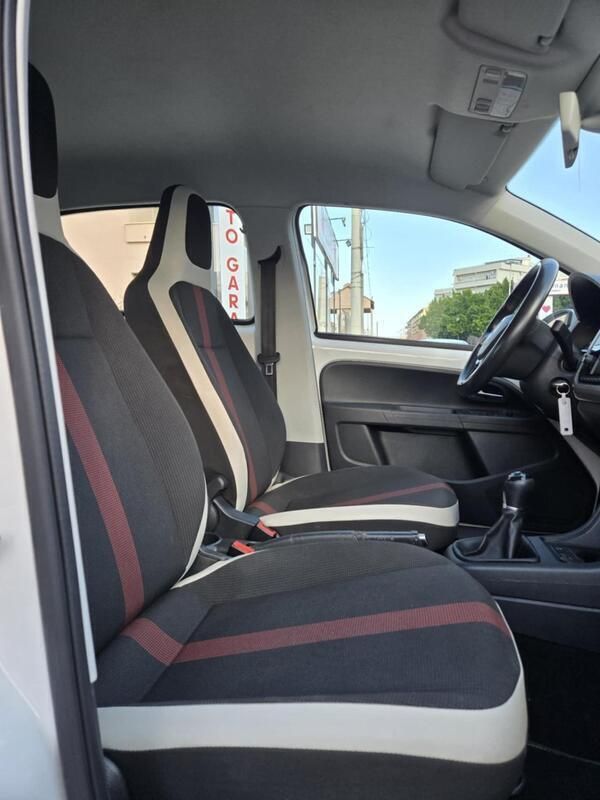 Usata VW up! high up! 90 CV (66 kW) 2017 Bianco Utilitaria