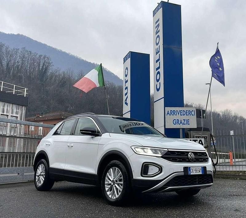 Grigio Usata 2022 VW T-Roc Life SUV | 21.500 € (Buon prezzo) - Immagine 1/4