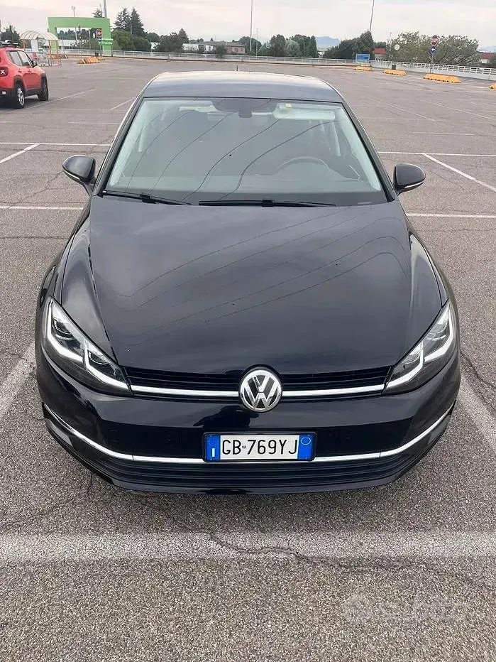Usata VW Golf VII 115 CV (84 kW) 2020 Nero Berlina