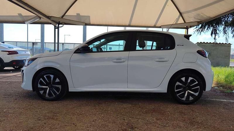 Nuova Peugeot 208 Style 110 CV (80 kW) 2025 Bianco Utilitaria