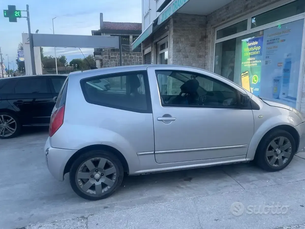 Occasion Citroën C2 68 ch (50 kW) 2004 Gris Citadine