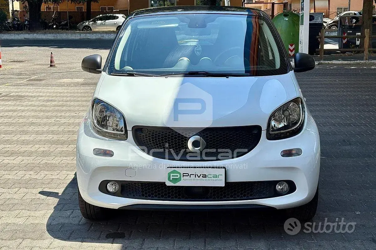 Usata Smart ForFour 71 CV (52 kW) 2018 Bianco Utilitaria