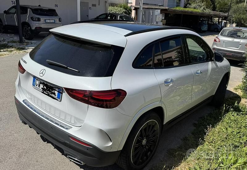 Occasion Mercedes GLA200 AMG Line Premium 150 ch (110 kW) 2024 Blanc SUV