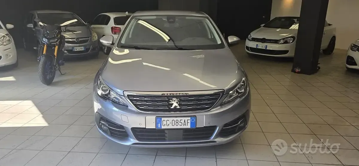 Usata Peugeot 308 GT 131 CV (96 kW) 2021 Grigio Berlina