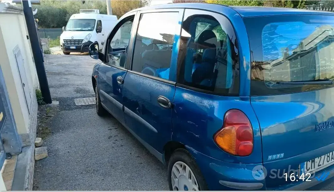 Usata Fiat Multipla 116 CV (85 kW) 2004 Blu Monovolume