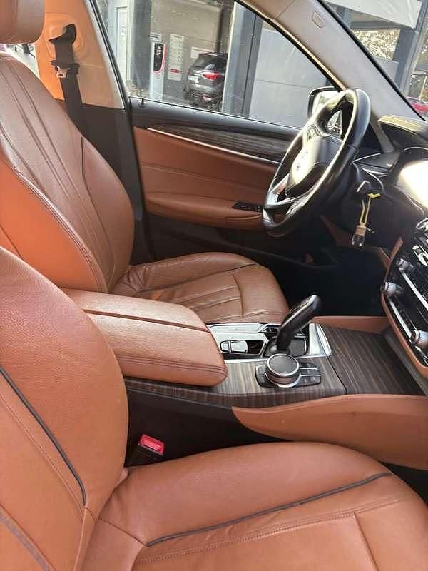 Usata BMW 520 Luxury Line 190 CV (139 kW) 2021 Nero Berlina