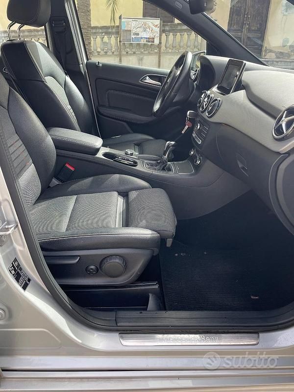 Usata Mercedes B200 2018 Monovolume