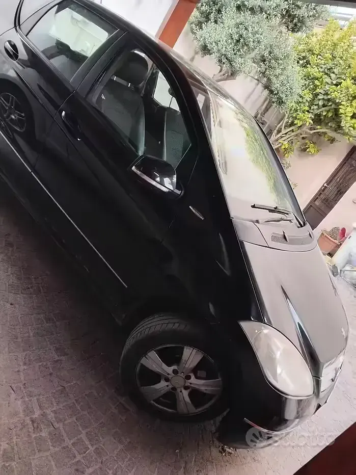 Usata Mercedes A150 95 CV (69 kW) 2009 Nero Utilitaria