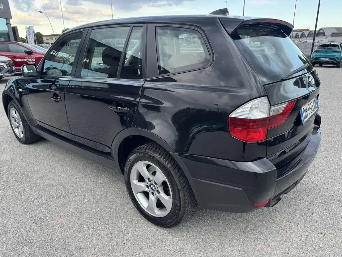 Usata BMW X3 150 CV (110 kW) 2007 Nero SUV