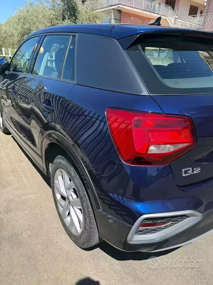 Usata Audi Q2 110 CV (80 kW) 2021 Blu SUV