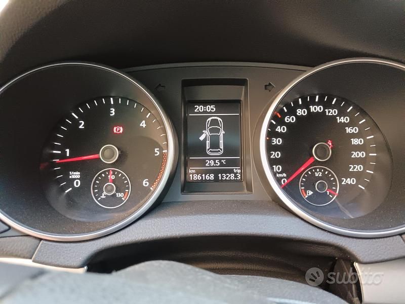 Usata VW Golf VI 140 CV (102 kW) 2012 Grigio Utilitaria