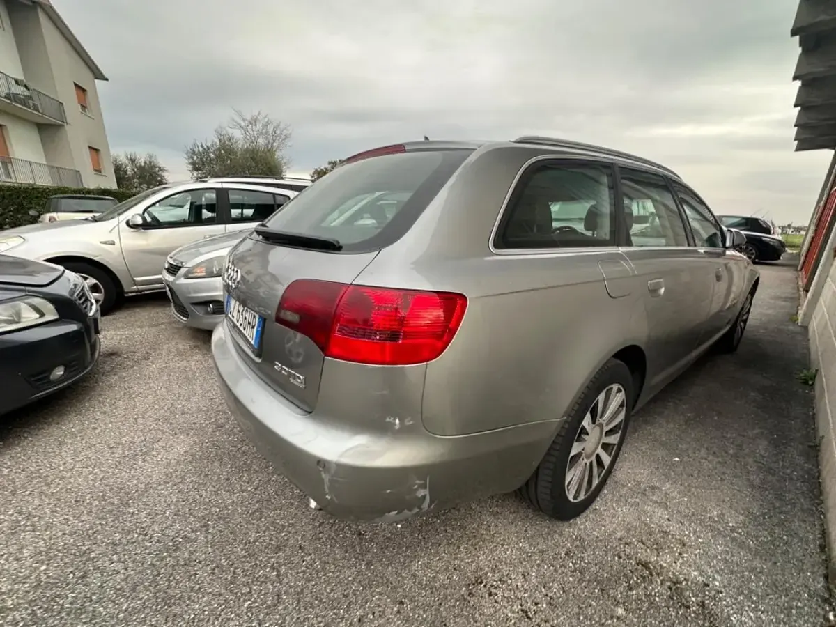 Usata Audi A6 224 CV (164 kW) 2005 Grigio Station wagon