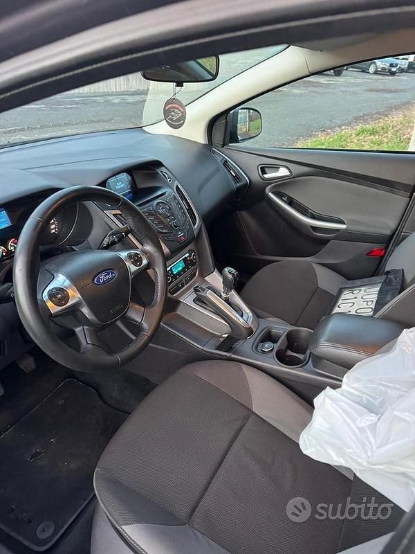 Usata Ford Focus 2013 Marrone Station wagon