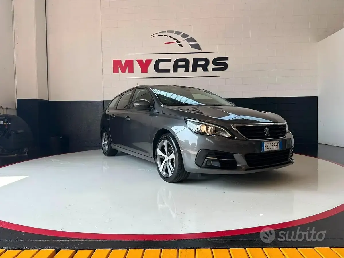 Usata Peugeot 308 GT-line 131 CV (96 kW) 2019 Other Station wagon