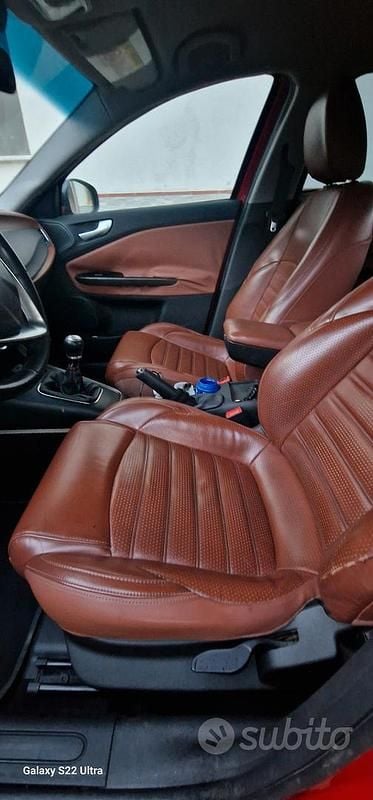 Usata Alfa Romeo Giulietta 120 CV (88 kW) 2015 Rosso Berlina