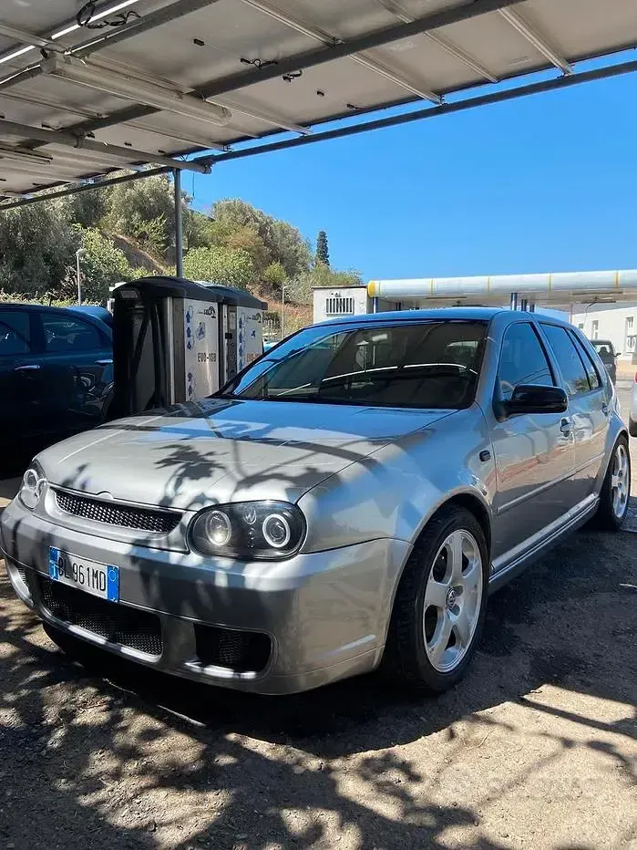 Usata VW Golf IV 130 CV (95 kW) 2003 Grigio Berlina