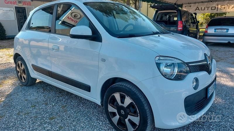 Usata Renault Twingo SE 70 CV (51 kW) 2015 Bianco Utilitaria