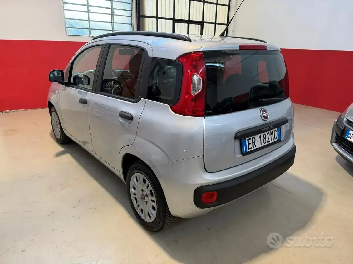 Usata Fiat Panda Easy 85 CV (62 kW) 2013 Grigio Utilitaria