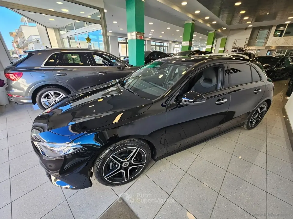 Nuova Mercedes A180 Advanced Plus 116 CV (85 kW) 2025 Nero Berlina