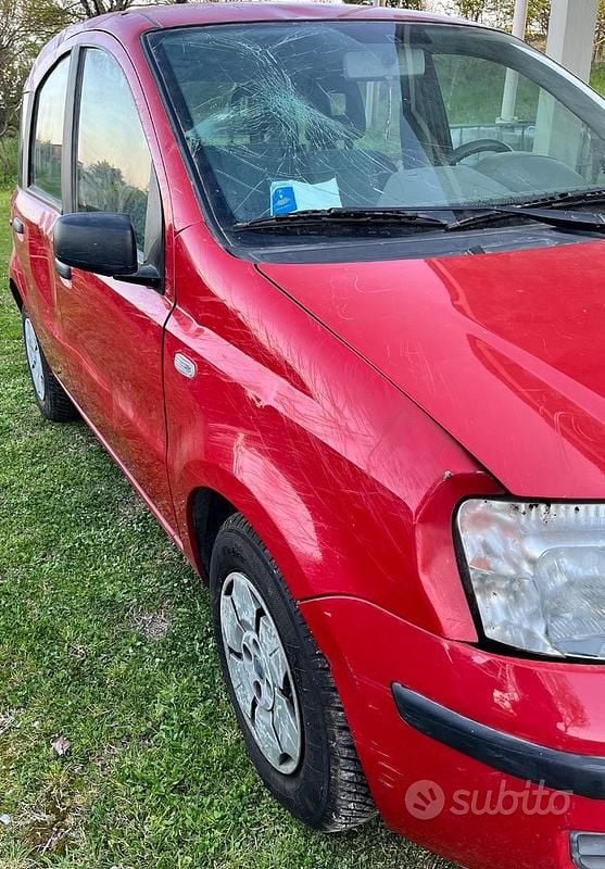 Usata Fiat Panda 54 CV (39 kW) 2005 Rosso Utilitaria