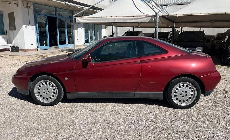 Usata Alfa Romeo GTV Lusso 1997 Coupé
