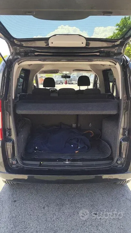 Usata Fiat Qubo Trekking 95 CV (69 kW) 2011 Nero Monovolume
