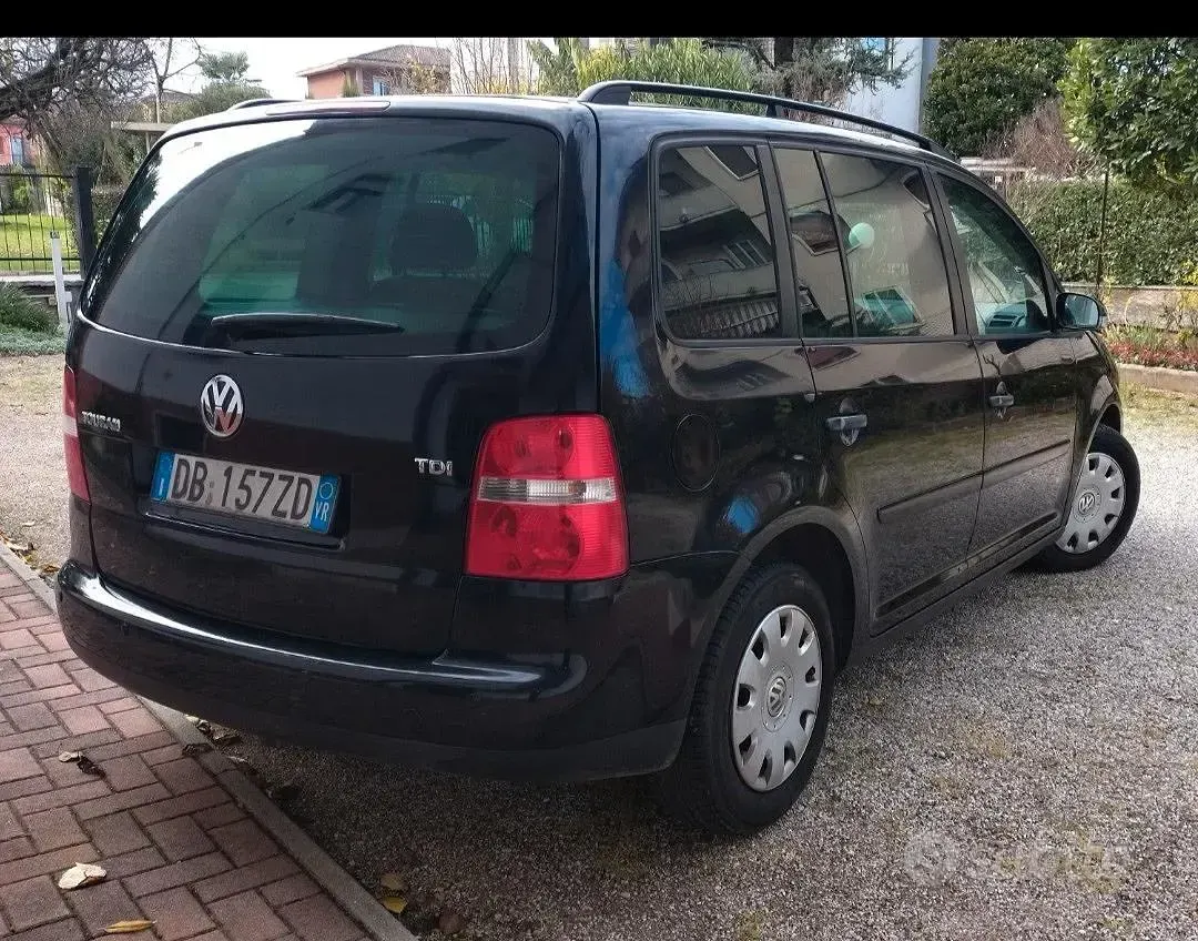 Usata VW Touran 105 CV (77 kW) 2006 Monovolume