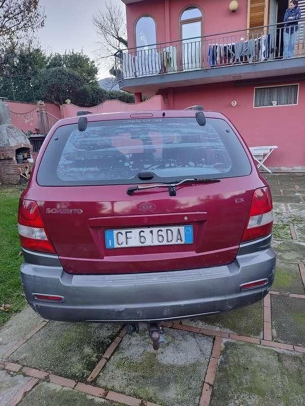 Usata Kia Sorento EX 140 CV (102 kW) 2003 Rosso SUV