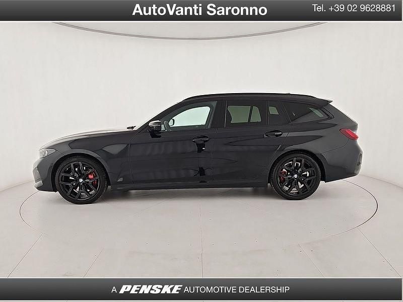 Begagnad BMW 320e M Sport 190 HK (139 kW) 2024 Svart Kombi