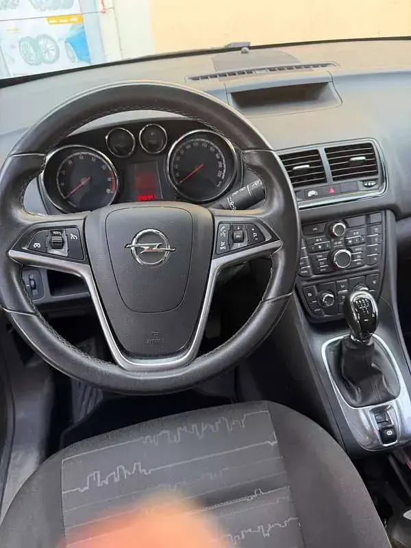 Usata Opel Meriva 120 CV (88 kW) 2012 Marrone Monovolume