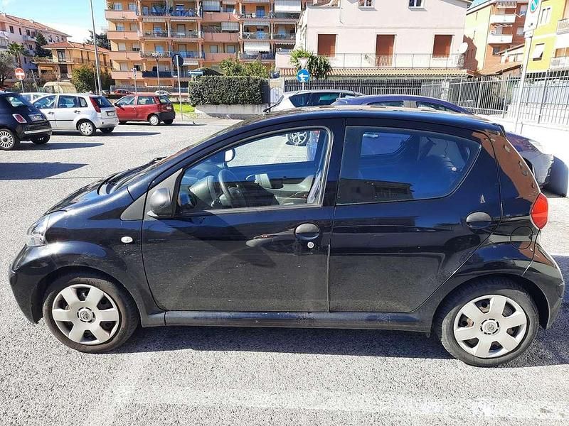 Usata Toyota Aygo 68 CV (50 kW) 2007 Utilitaria